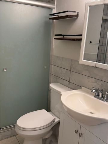11 Brownell Cir 1, Worcester, MA 01602