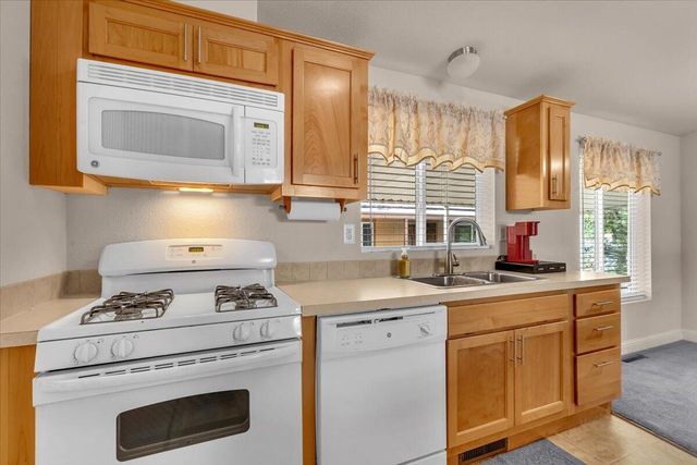 3304 Shasta Dam Boulevard, SPC 92, Shasta Lake, CA 96019