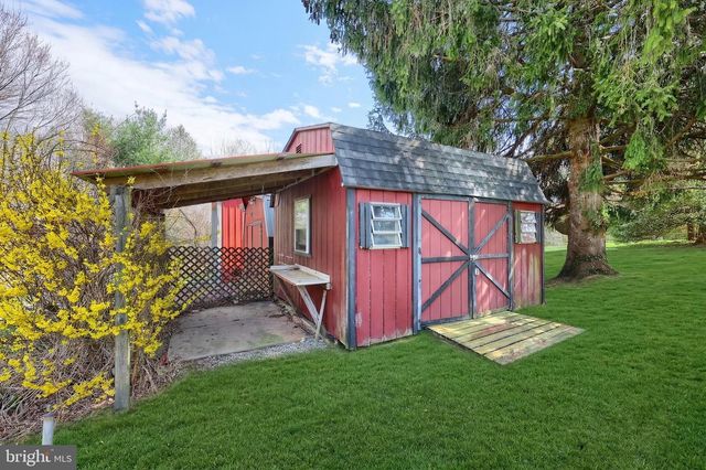 223 N 3RD ST, New Freedom, PA 17349