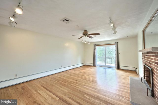 223 N 3RD ST, New Freedom, PA 17349