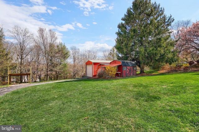 223 N 3RD ST, New Freedom, PA 17349