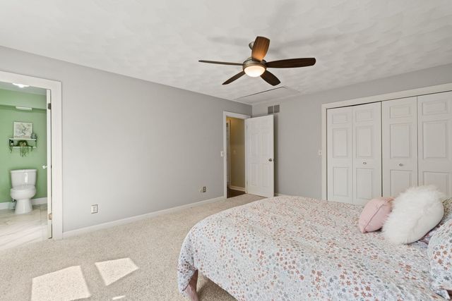 1220 38th Avenue Court, Rock Island, IL 61201