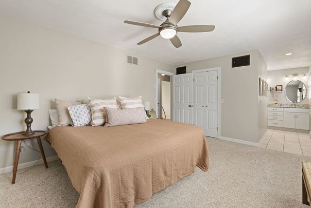 1220 38th Avenue Court, Rock Island, IL 61201
