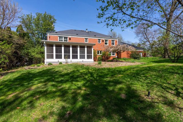 1220 38th Avenue Court, Rock Island, IL 61201