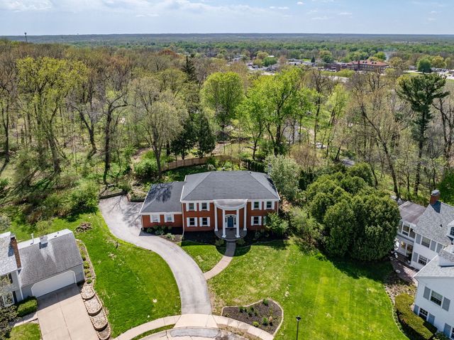1220 38th Avenue Court, Rock Island, IL 61201
