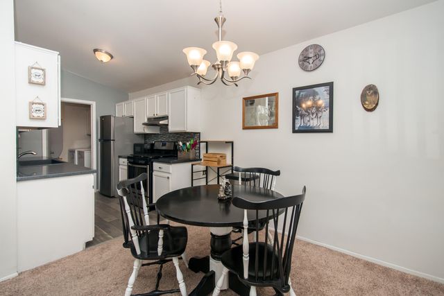 3007 Forest Creek Court, Ann Arbor, MI 48108