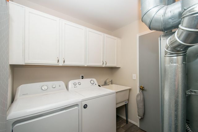 3007 Forest Creek Court, Ann Arbor, MI 48108