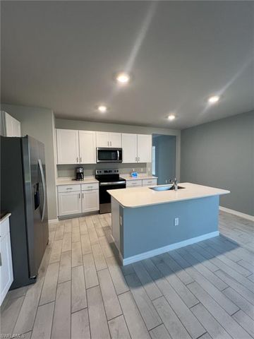 11228 Sunset Preserve DR, Fort Myers, FL 33905