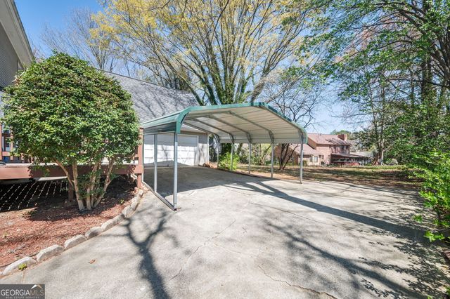 945 Arlington Drive, Tucker, GA 30084