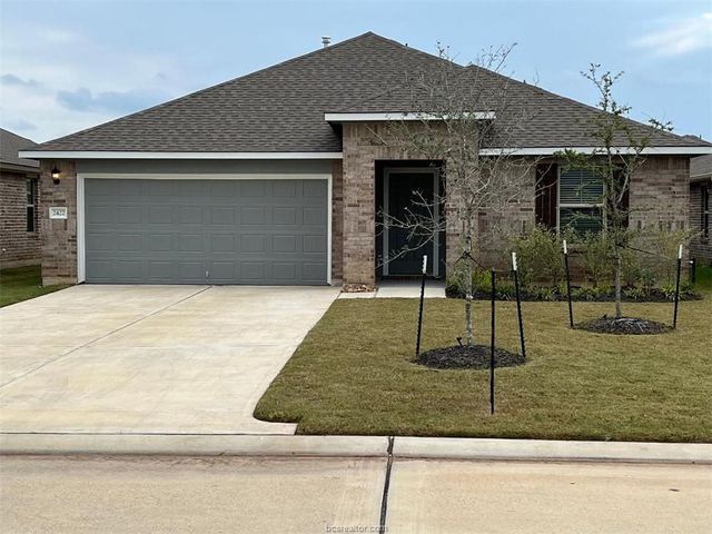 2427 Dog Leg Lane, Navasota, TX 77868
