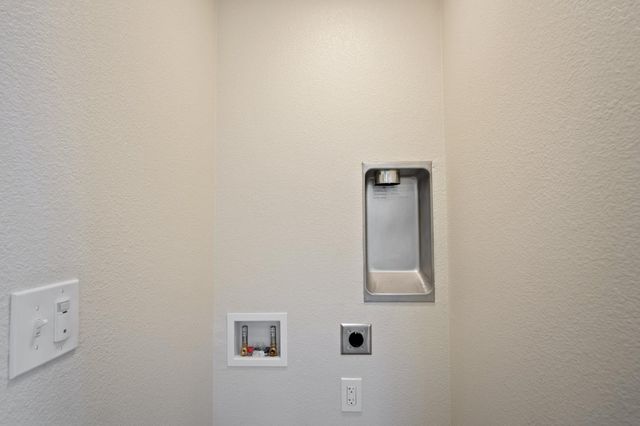 3447 Manchester Rd, Atwater, CA 95301