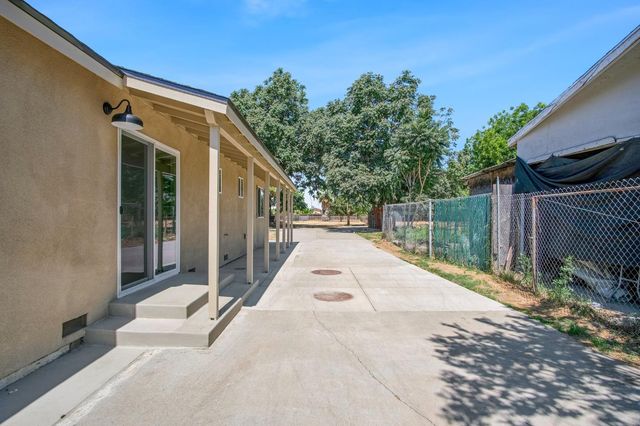 3447 Manchester Rd, Atwater, CA 95301