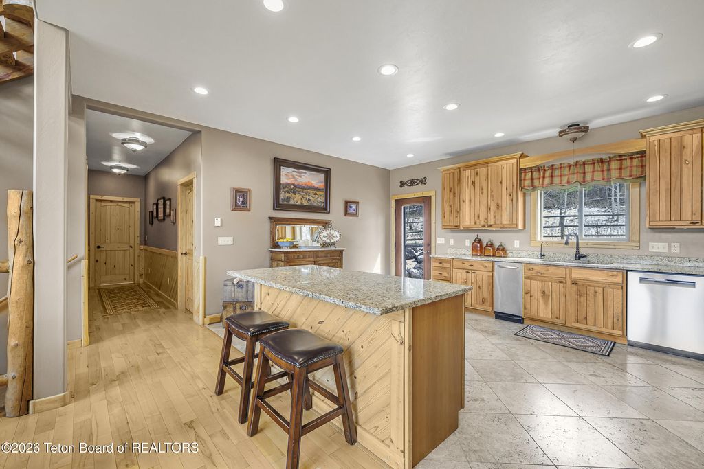 49 S DELL CREEK, Alpine, WY 83128 photo 19