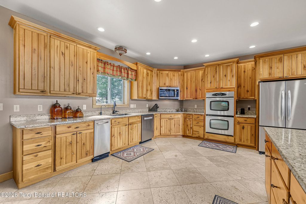 49 S DELL CREEK, Alpine, WY 83128 photo 20