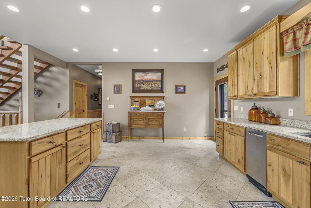 49 S DELL CREEK, Alpine, WY 83128 photo 22