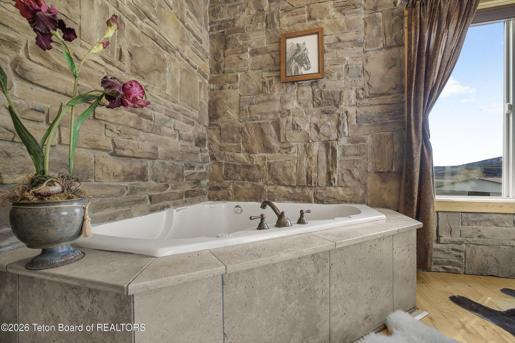 49 S DELL CREEK, Alpine, WY 83128 photo 32