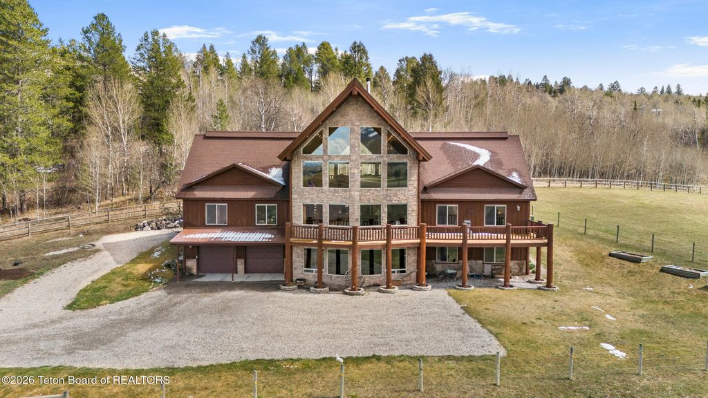 49 S DELL CREEK, Alpine, WY 83128 photo 6