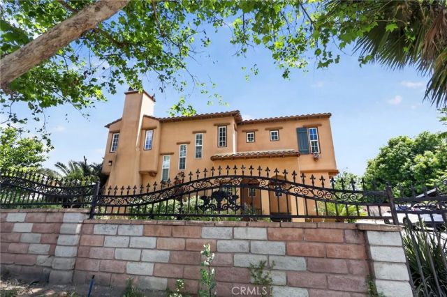 1350 S Towne, Pomona, CA 91766