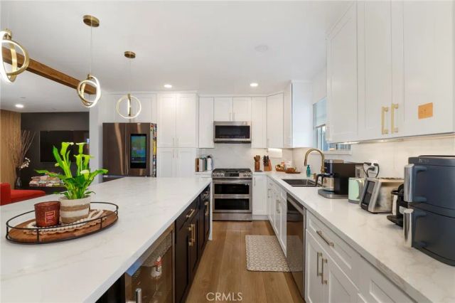 17052 Barneston, Granada Hills, CA 91344