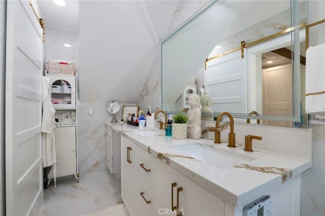 17052 Barneston, Granada Hills, CA 91344