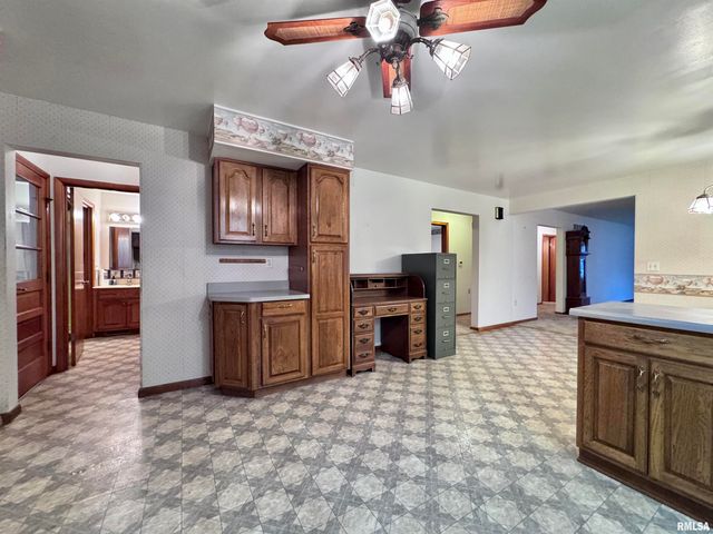 497 WALNUT Street, Bushnell, IL 61422