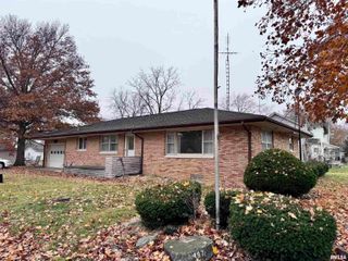 497 WALNUT Street, Bushnell, IL 61422