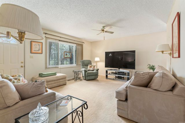 3 Valls Lane, Hot Springs Village, AR 71909