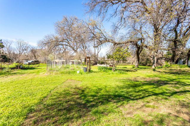 2521 Radio Lane, Redding, CA 96001