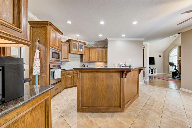 608 Trisha Lane, Norman, OK 73072