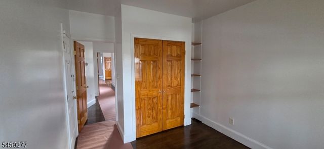 554 Franklin St, Elizabeth City, NJ 07206