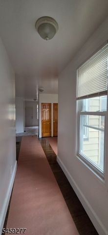 554 Franklin St, Elizabeth City, NJ 07206
