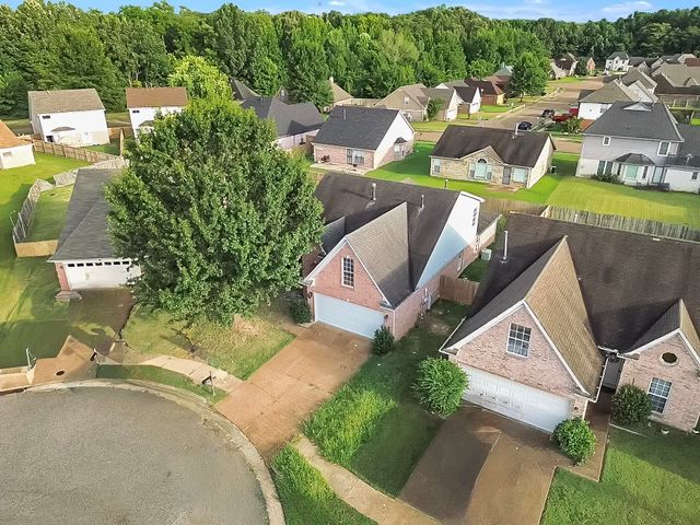 7875 FALLSTONE RD, Memphis, TN 38125