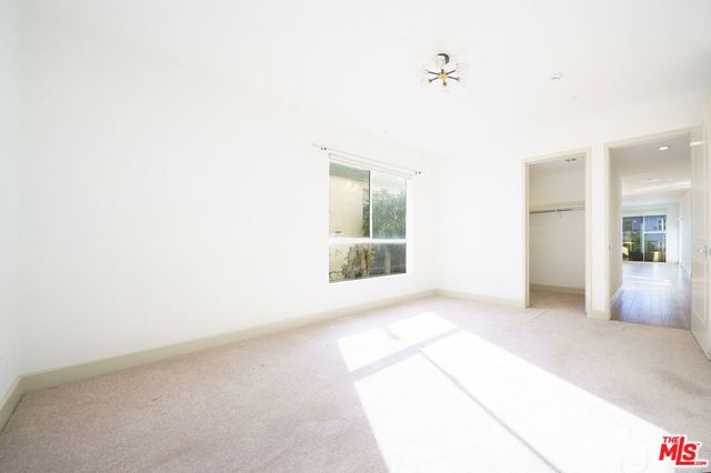 848 Irolo Street 105, Los Angeles, CA 90005