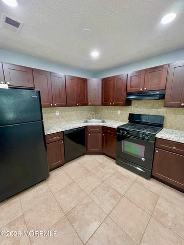14-3 Sacramento Court 3, Freehold, NJ 07728