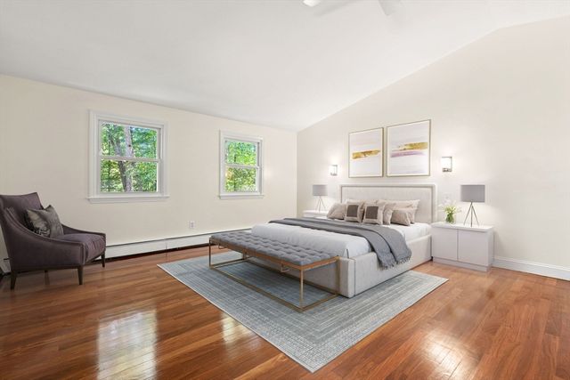 17 Carlisle Rd, Westford, MA 01886