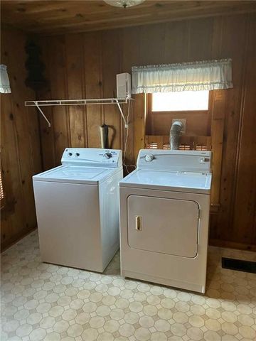 3415 N 2nd Street, St Joseph, MO 64505