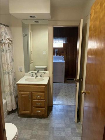 3415 N 2nd Street, St Joseph, MO 64505