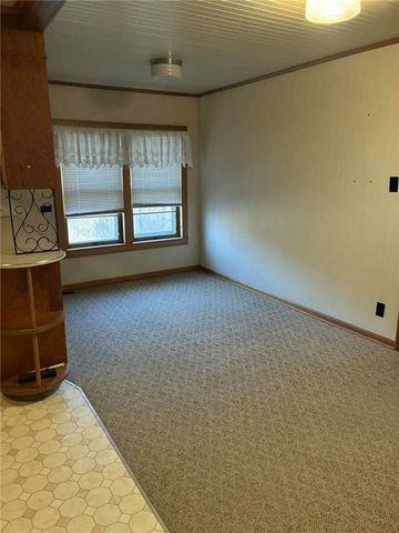 3415 N 2nd Street, St Joseph, MO 64505