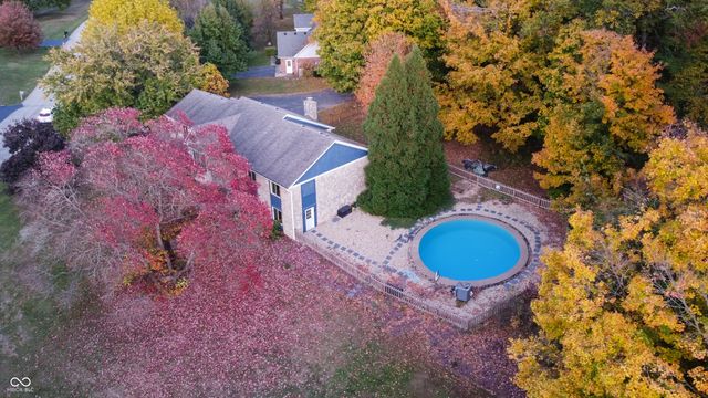 9803 Willa Bonn Court, Noblesville, IN 46062