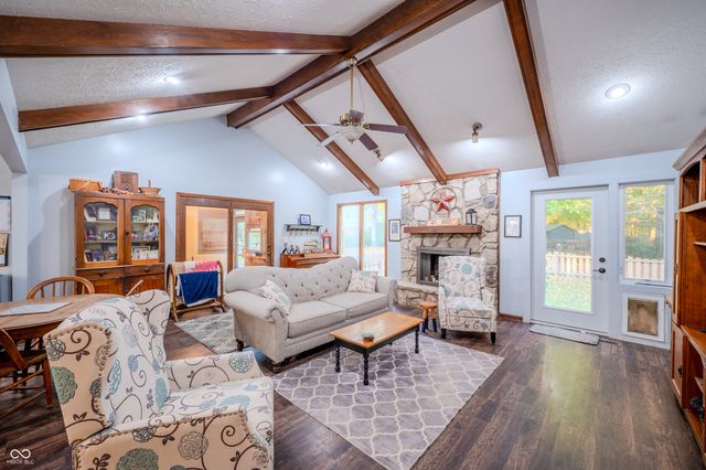 9803 Willa Bonn Court, Noblesville, IN 46062