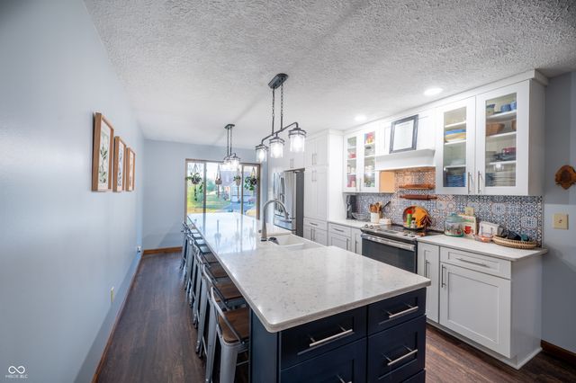 9803 Willa Bonn Court, Noblesville, IN 46062