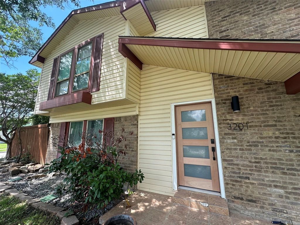 3201 Tampa Drive, Garland, TX 75043