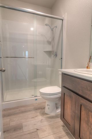 5025 Whirlabout St, Roseville, CA 95747