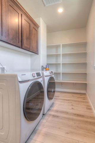 5025 Whirlabout St, Roseville, CA 95747
