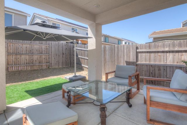 5025 Whirlabout St, Roseville, CA 95747