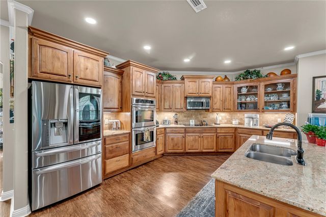 6565 Freedom Place, Springdale, AR 72762