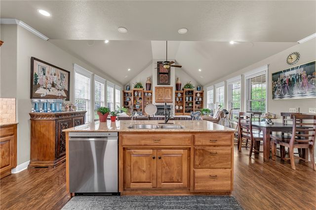 6565 Freedom Place, Springdale, AR 72762