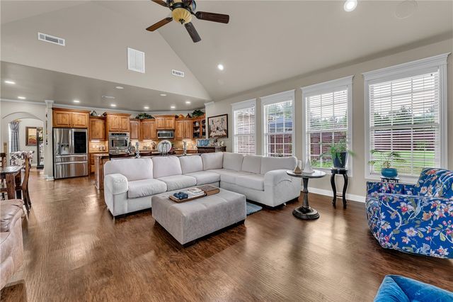 6565 Freedom Place, Springdale, AR 72762