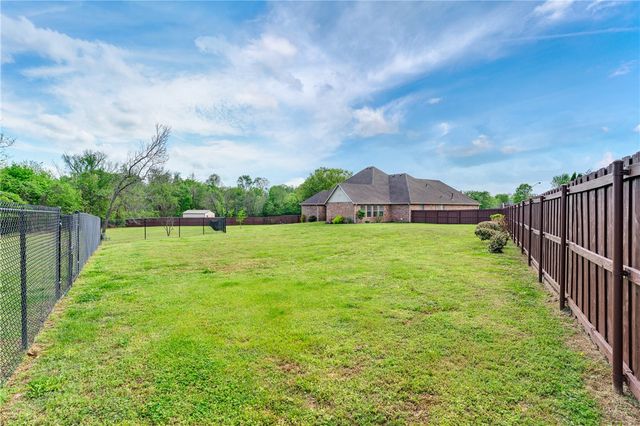 6565 Freedom Place, Springdale, AR 72762