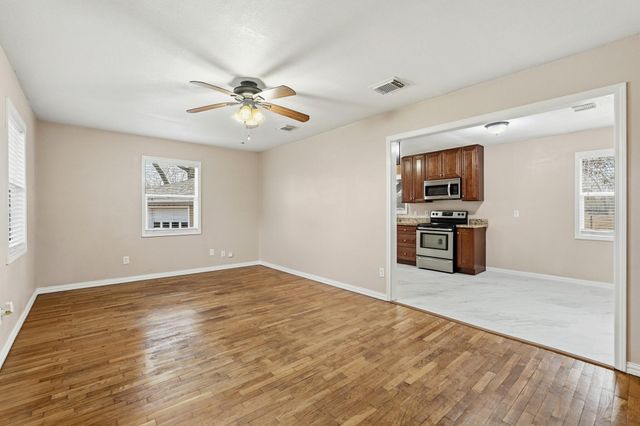 8427 Brinkmeyer Road, Needville, TX 77461